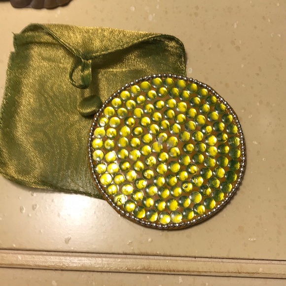 Compact mirror with case - Picture 3 of 5
